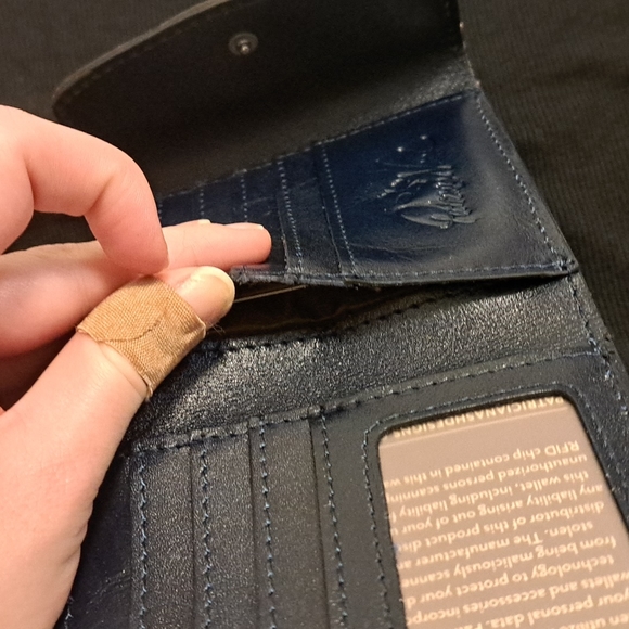 NWT Patricia Nash "Denim Blues" Reiti Wallet - Picture 16 of 16